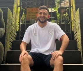 足球-上港已跟这位锋霸达成个人协议，上赛季在球队表现不俗，有望留队